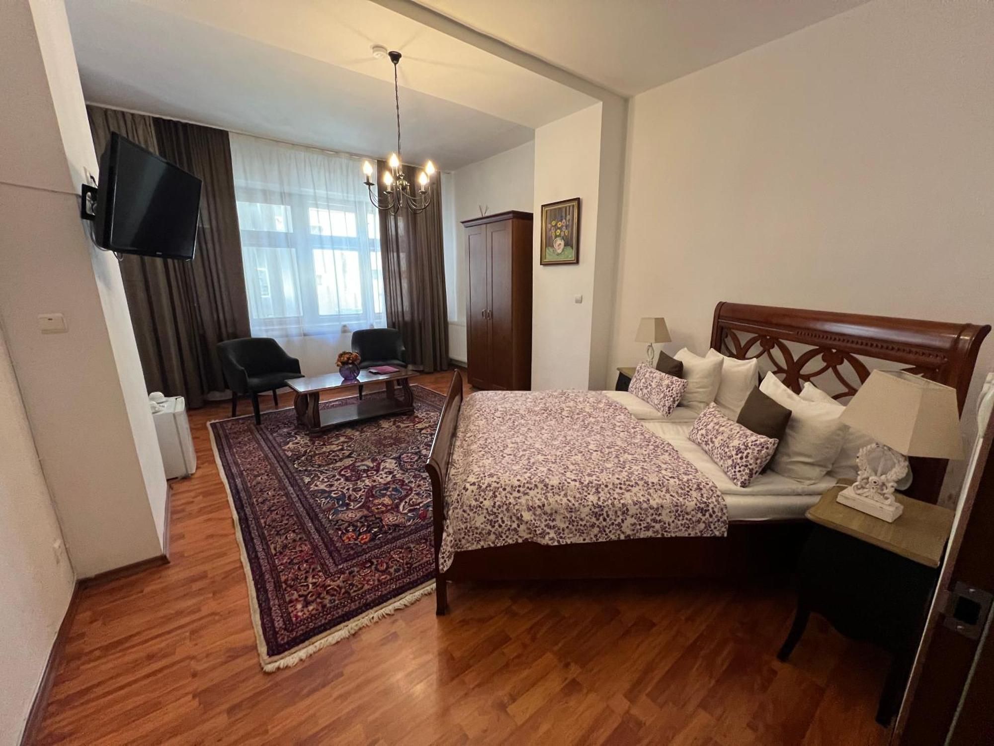 Hotel Casa Negustorului Deva Exteriér fotografie