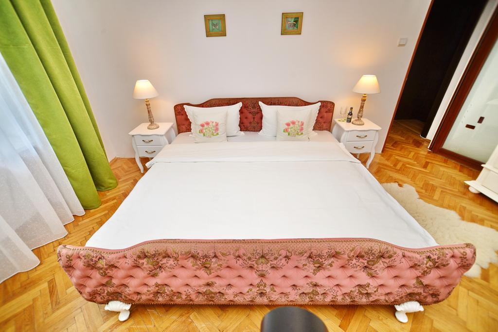 Hotel Casa Negustorului Deva Exteriér fotografie