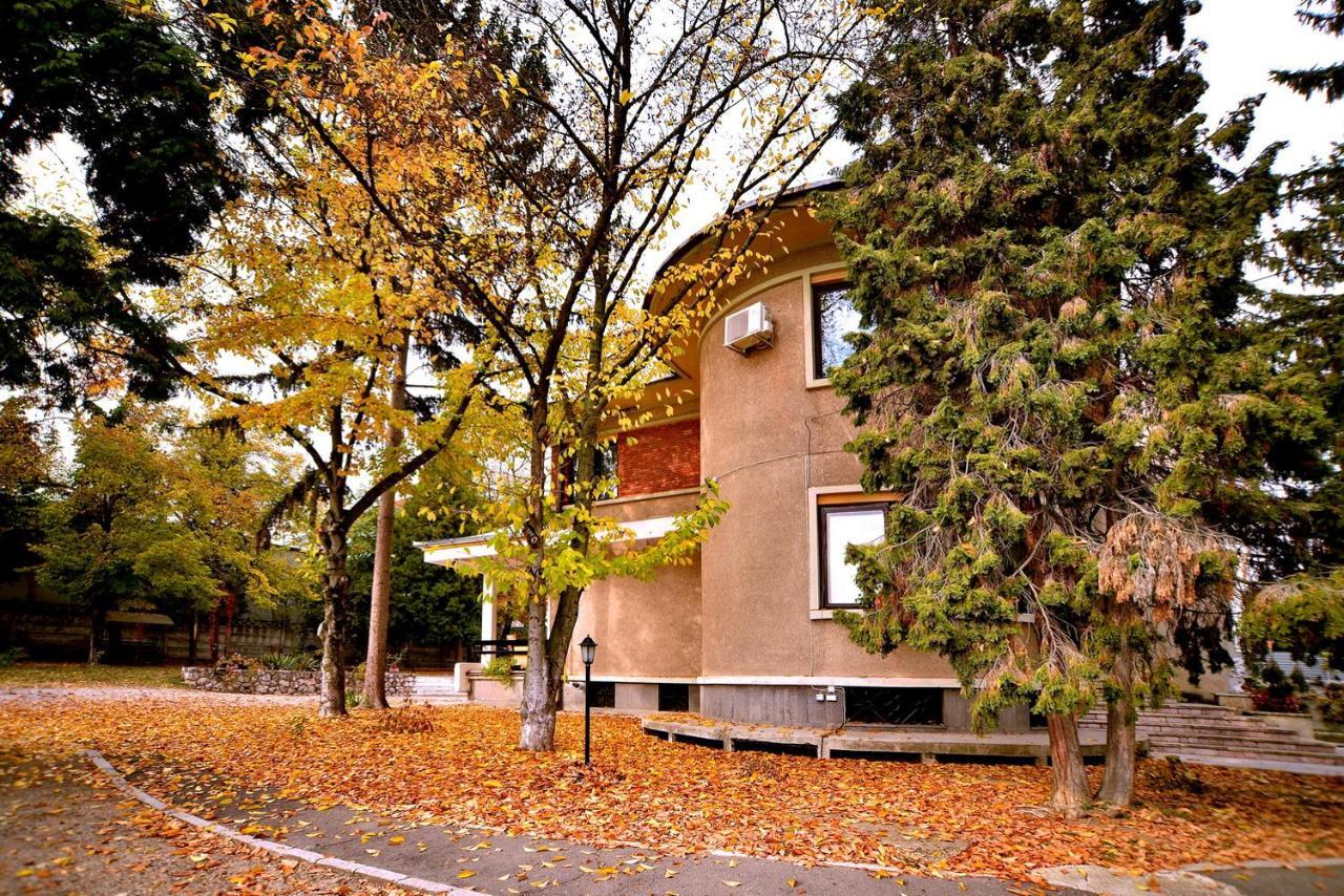 Hotel Casa Negustorului Deva Exteriér fotografie
