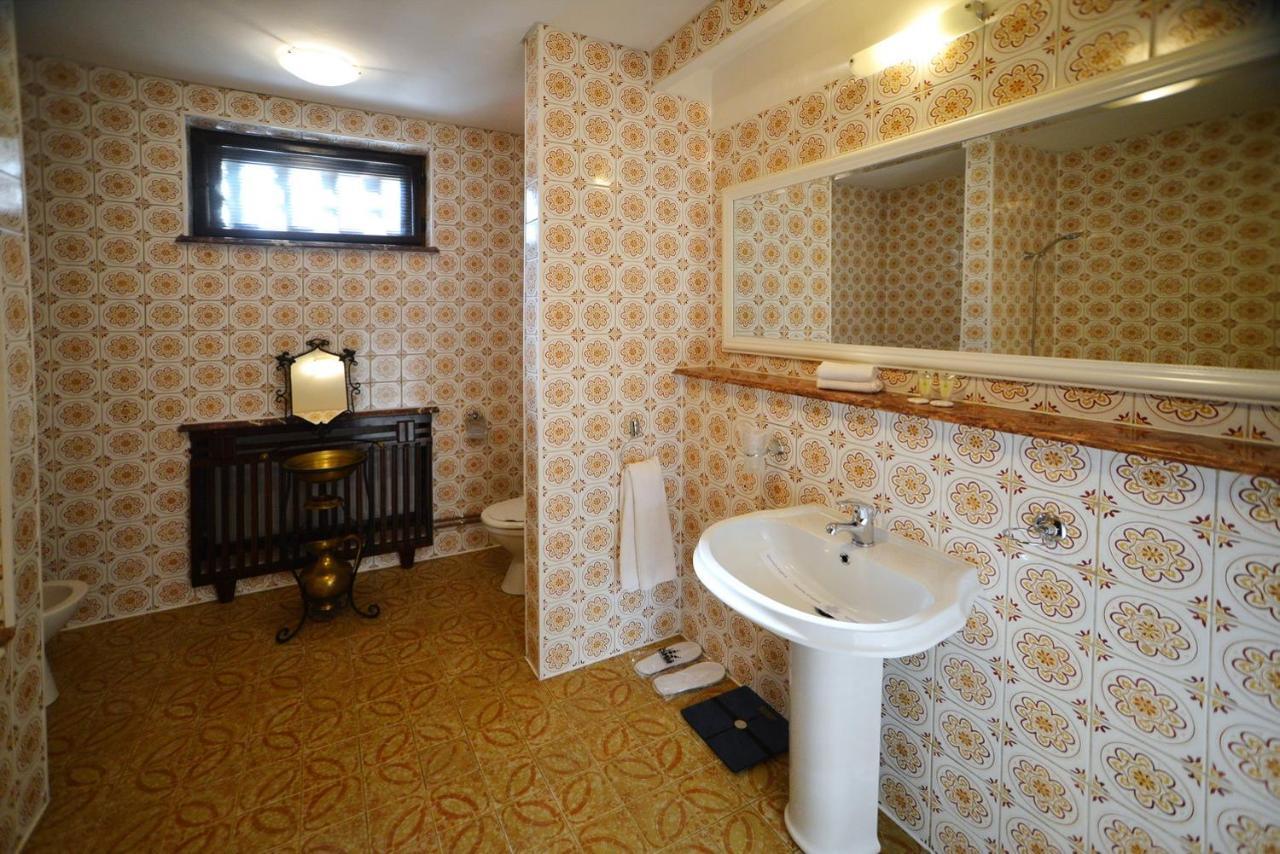 Hotel Casa Negustorului Deva Exteriér fotografie